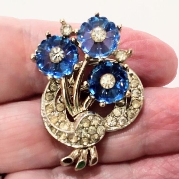 Vintage Silver Tone Blue Rhinestone Flower Bouquet Scatter Pin Brooch - Picture 5 of 6